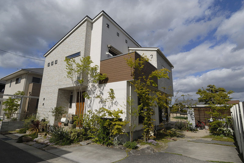 小割の石の庭